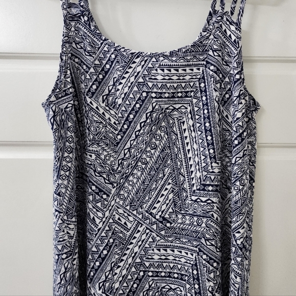 !Market & Spruce Bohemian Inspired Navy & White Double Strap Blouse Size M! - Picture 2 of 3